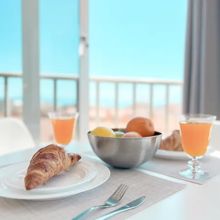 Palm Aparment Sea Views アパート トレモリノス