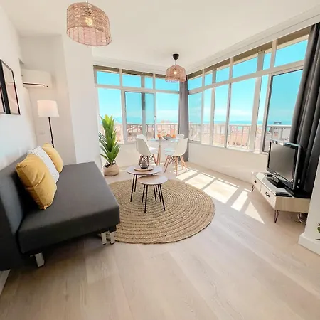 Palm Aparment Sea Views トレモリノス
