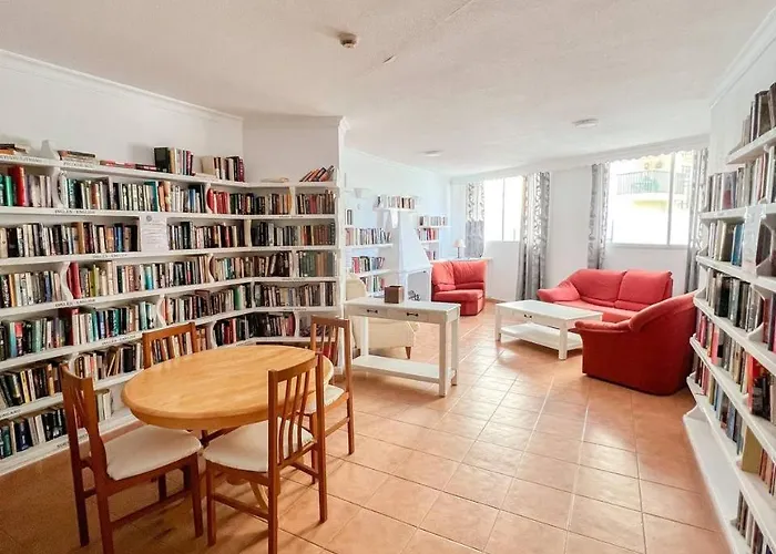 Palm Aparment Sea Views